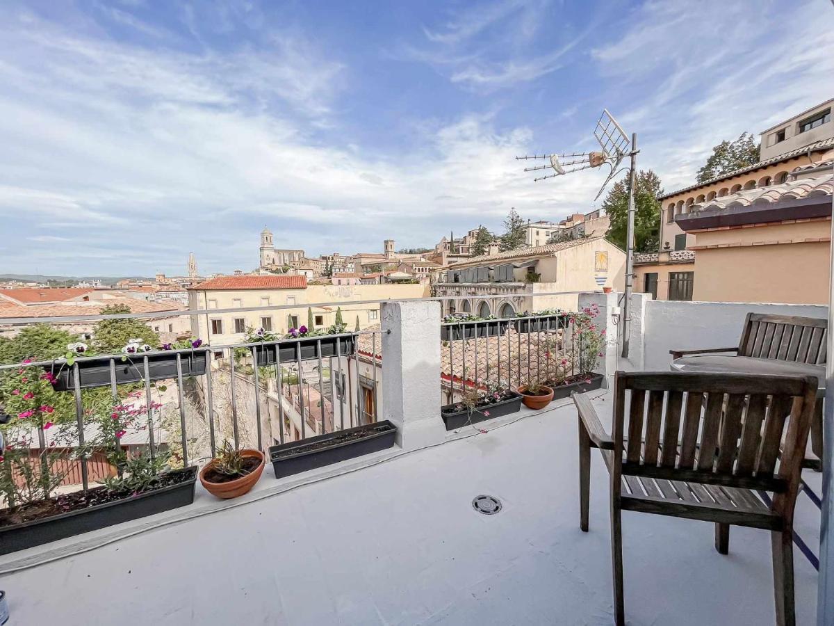 Romantic Duplex With Terrace And Great Views Girona Eksteriør billede