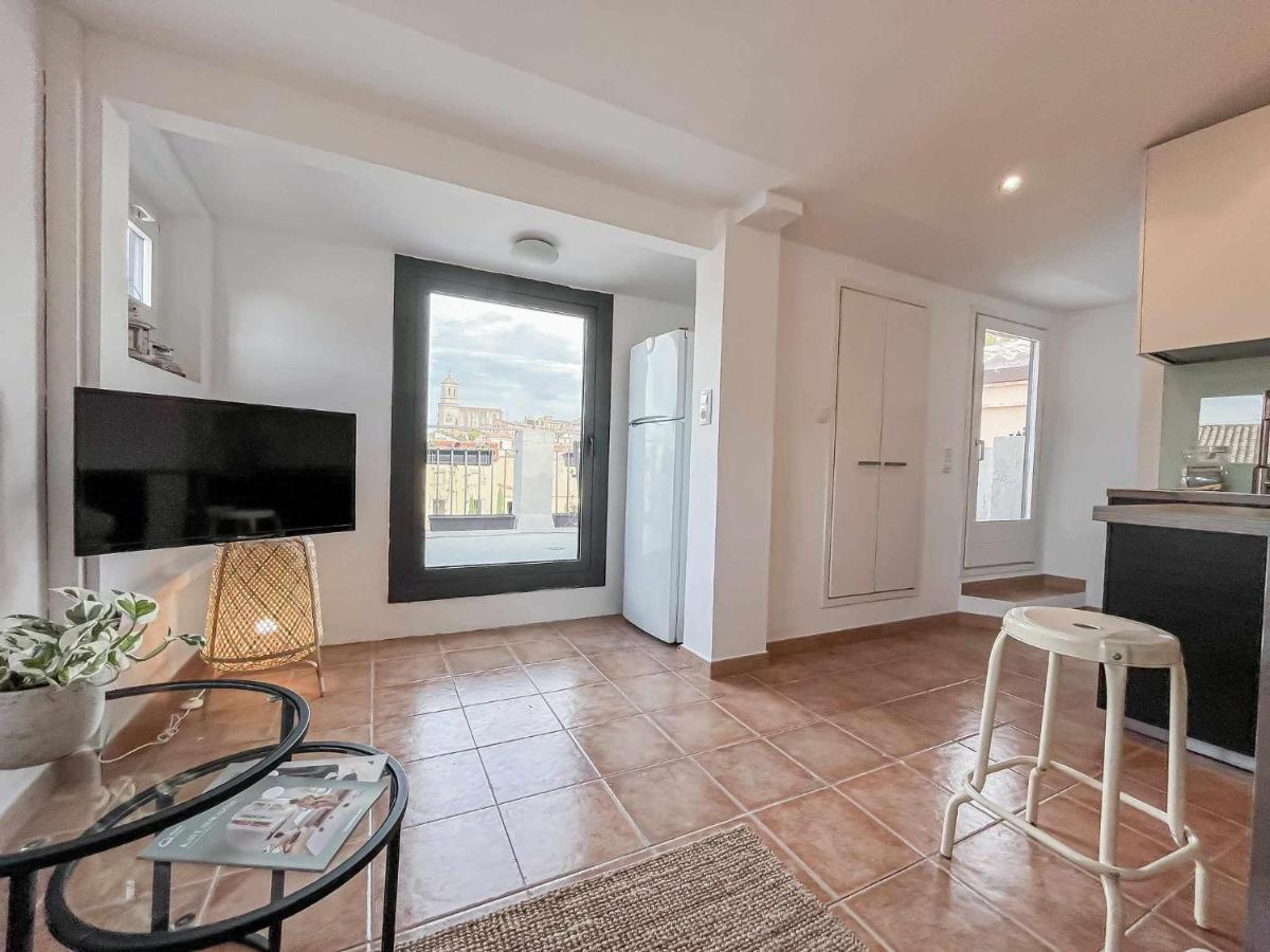 Romantic Duplex With Terrace And Great Views Girona Eksteriør billede