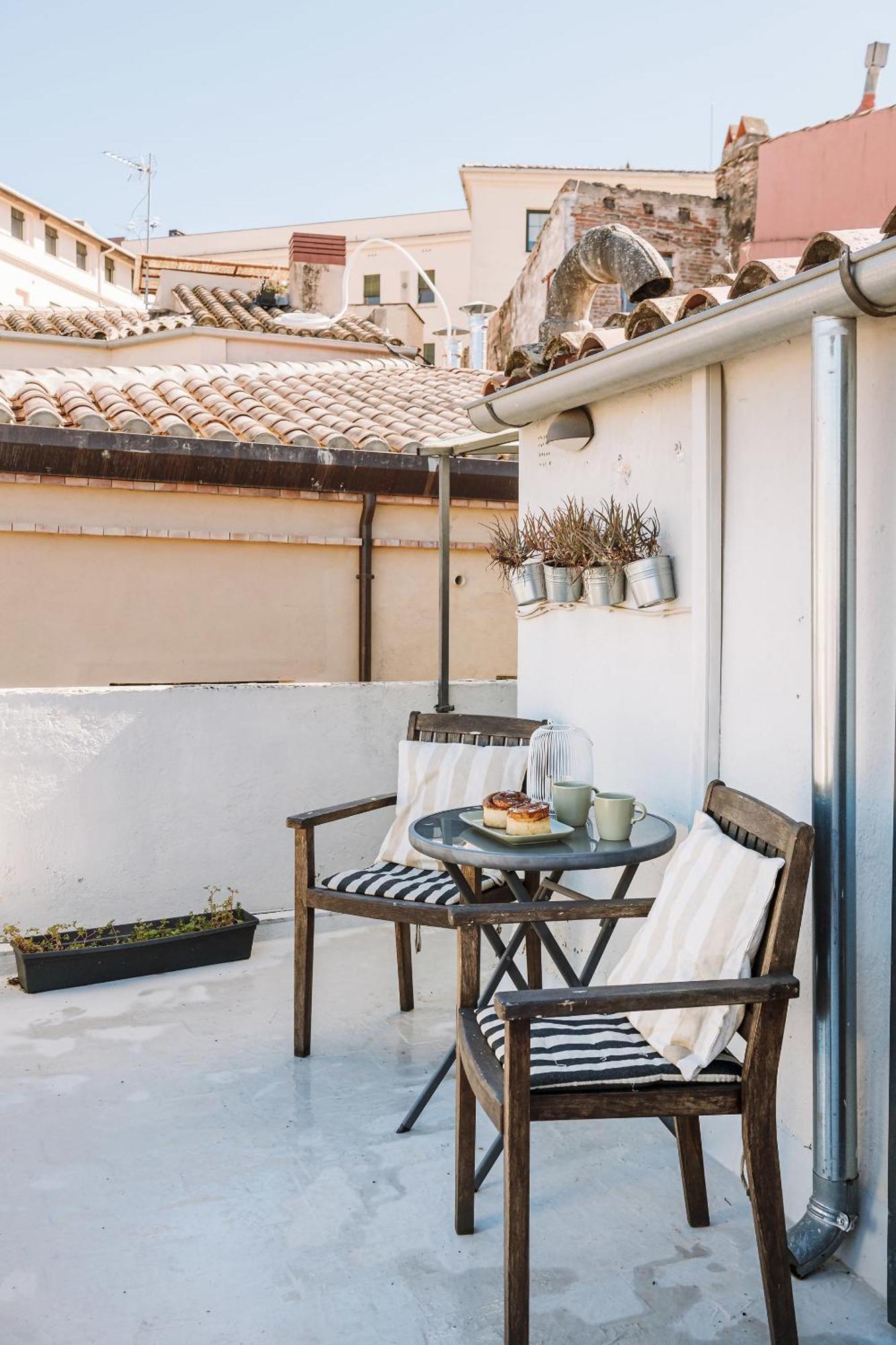 Romantic Duplex With Terrace And Great Views Girona Eksteriør billede
